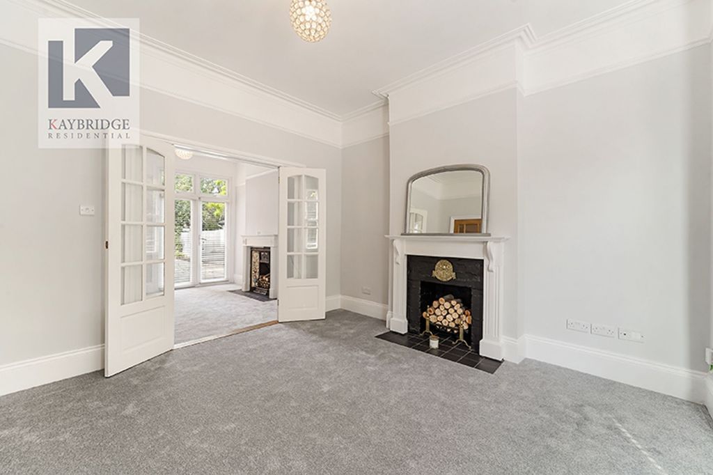 Property photo 2 of 16 London Road, Ewell - Kt17 2BT