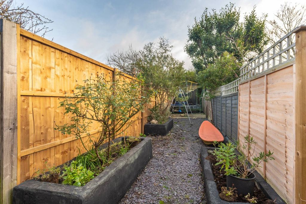 Property photo 2 of 2