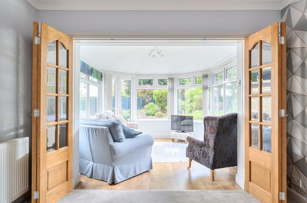 Property photo 3 of 21 Consevatory Sun Room