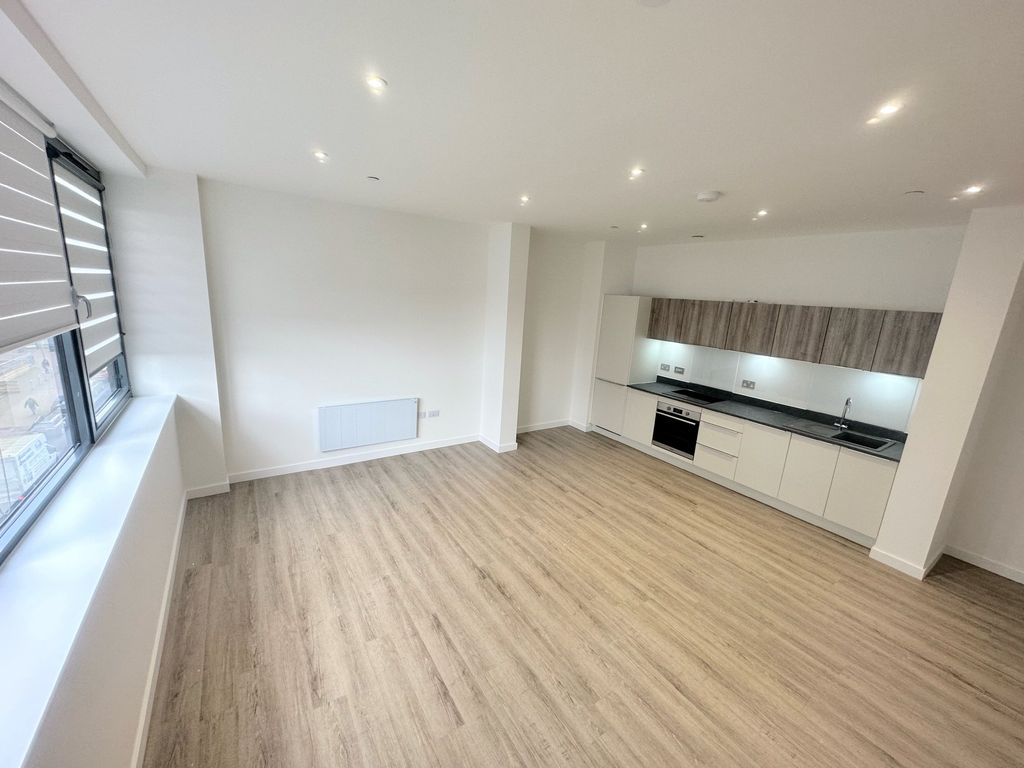 Property photo 2 of 9
