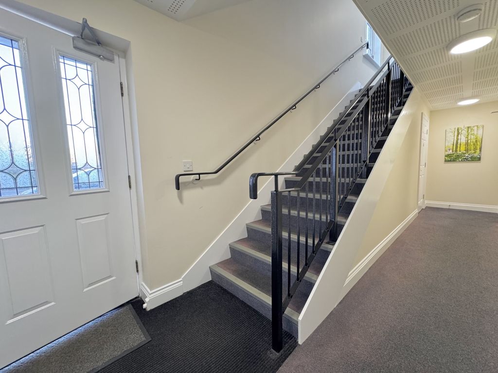 Property photo 2 of 14 Img_7875