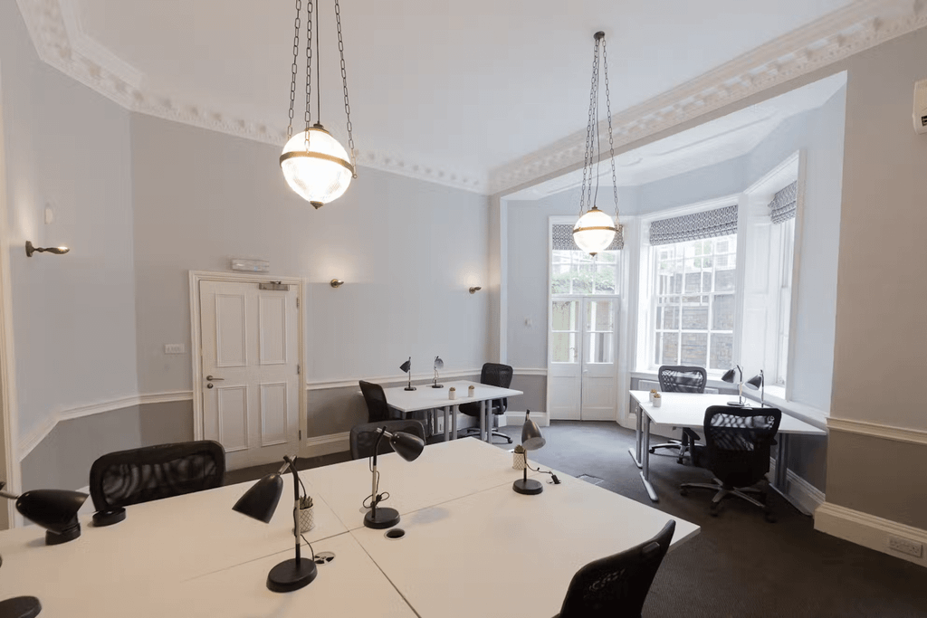 Property photo 2 of 6