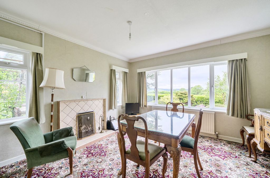Property photo 2 of 25 1456852-3-6A0B3Bc...