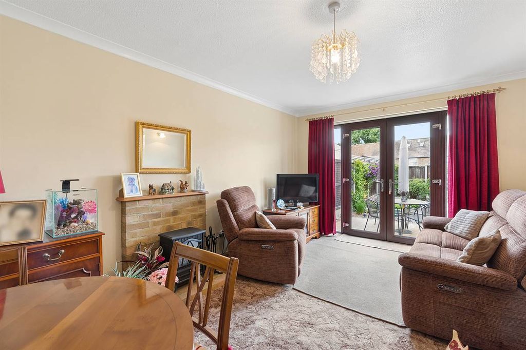 Property photo 2 of 16