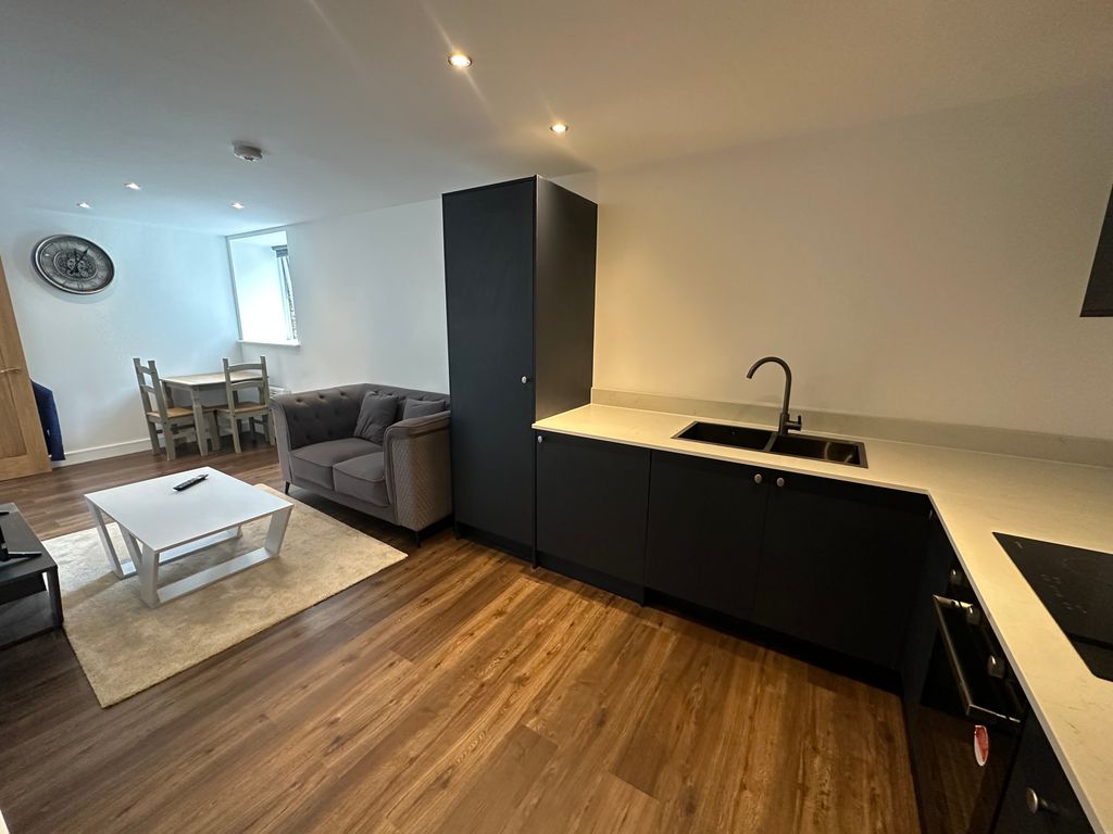 Property photo 1 of 13 Bedroom 1
