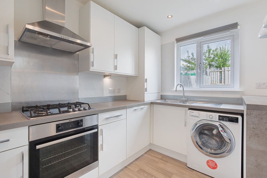 3 bed terraced house to rentDenview Way, Aberdeen AB15