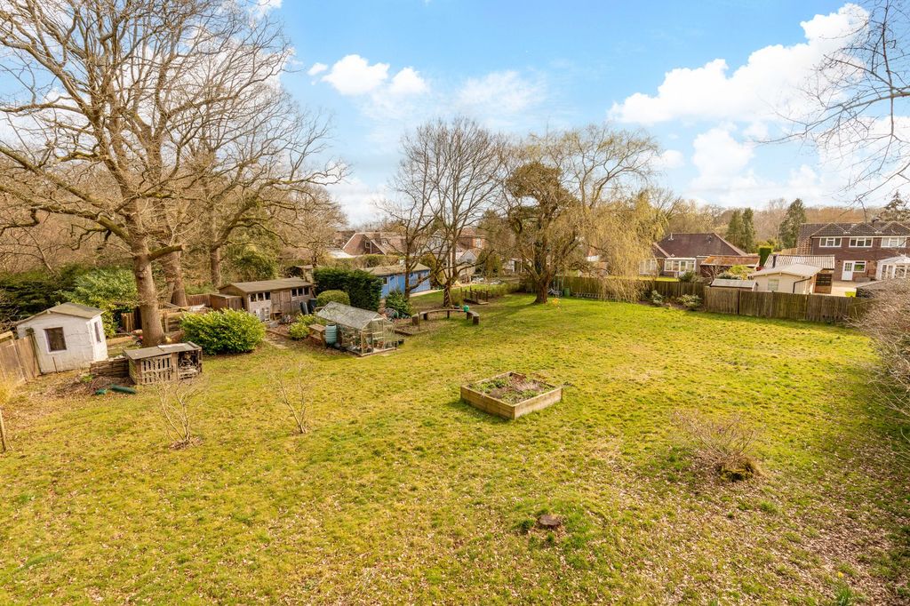 Property photo 3 of 29