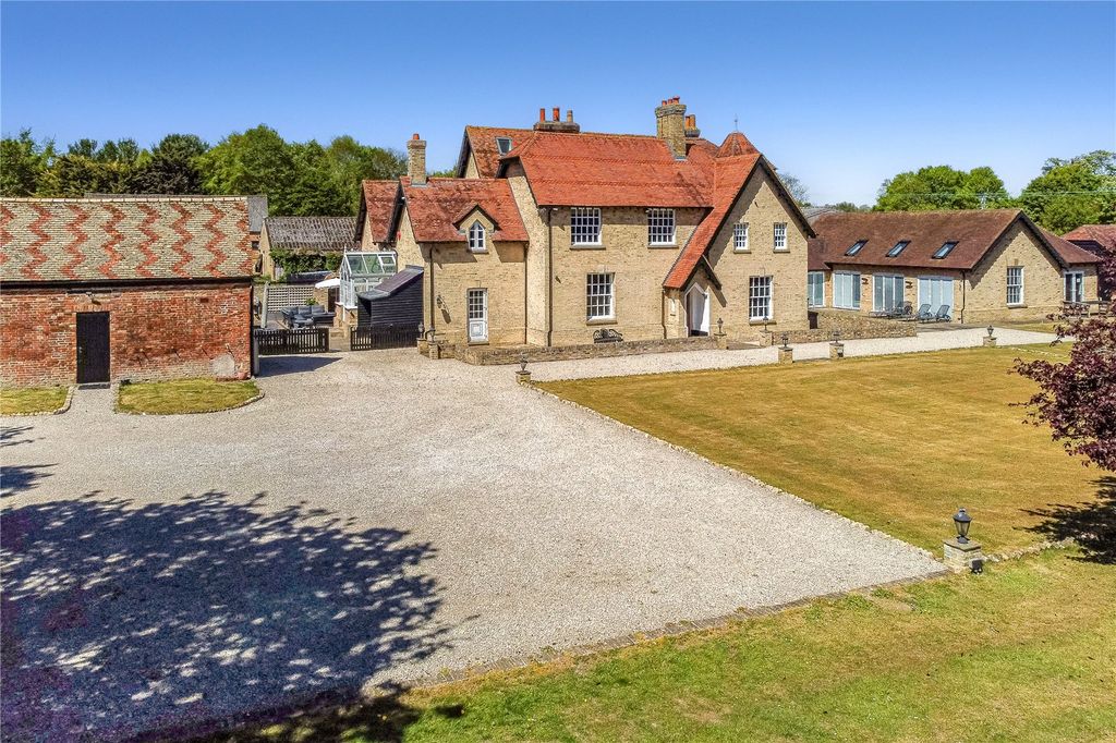 Additional image 19 of 10 bed detached house for saleNortonbury, Letchworth Garden City, Hertfordshire SG6