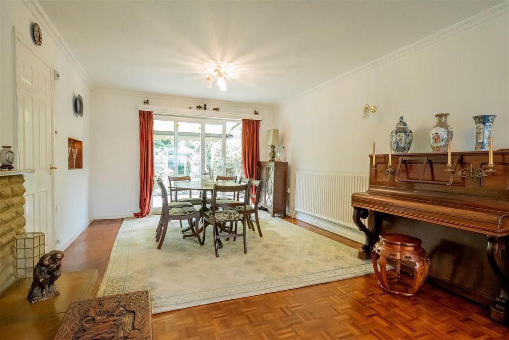 Property photo 3 of 24