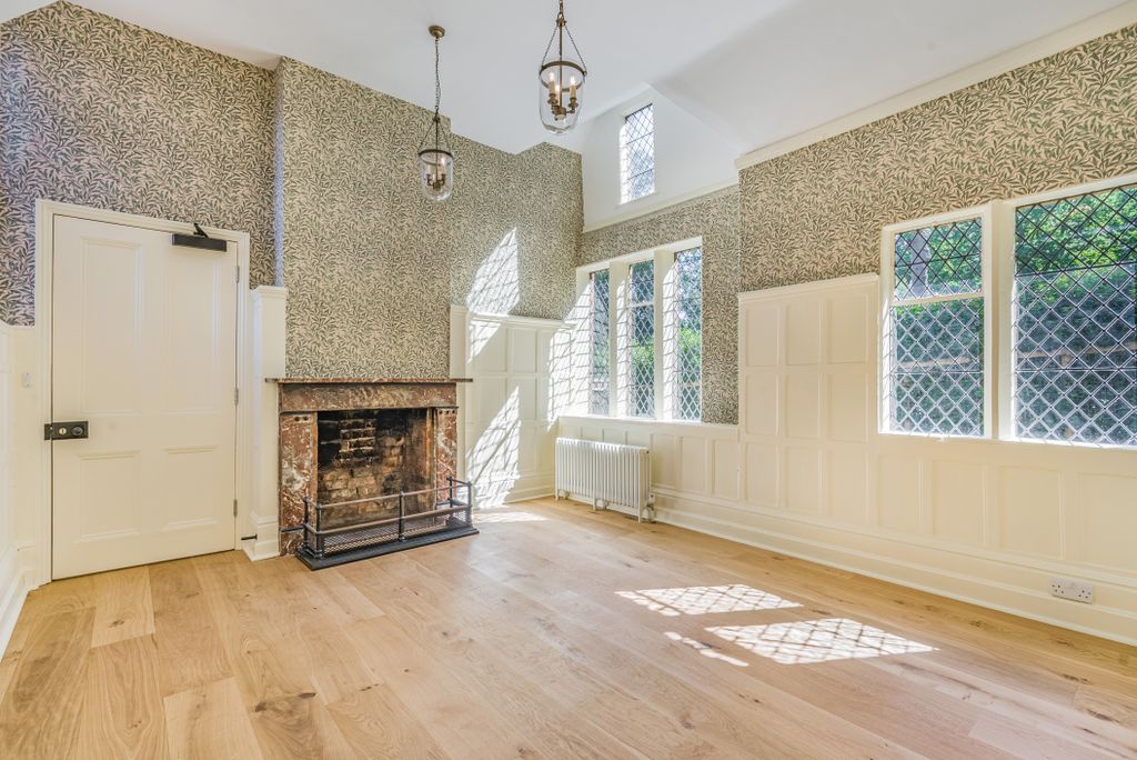 Property photo 3 of 11 Reception Room