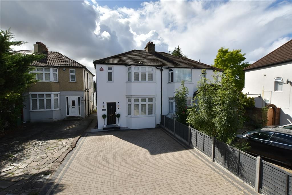 Property photo 1 of 11 External Web