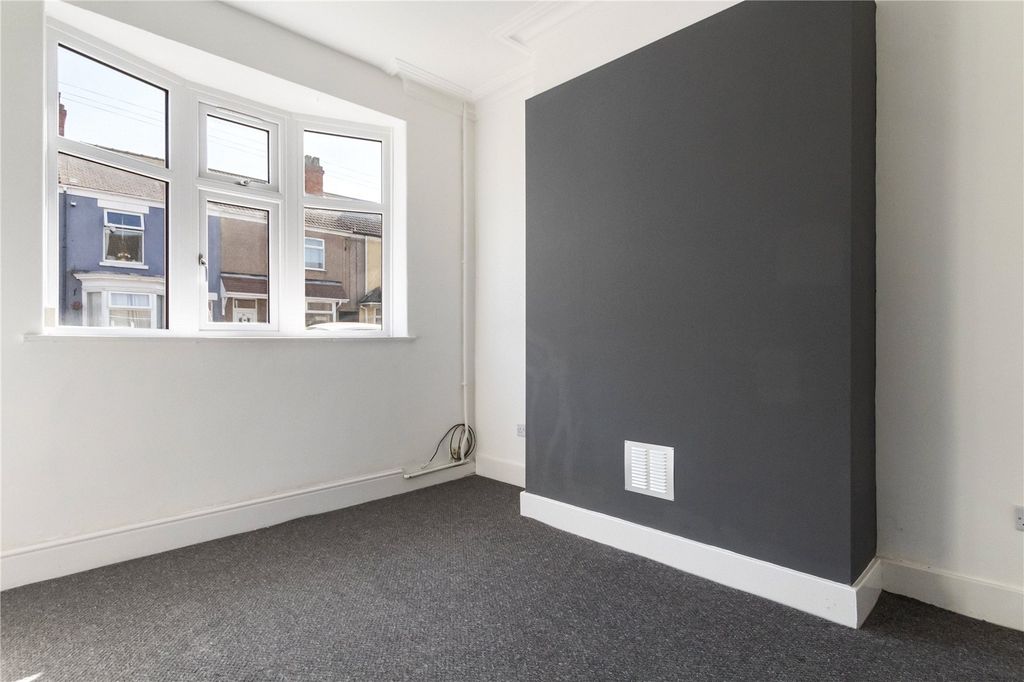 Property photo 3 of 9 Picture No. 02