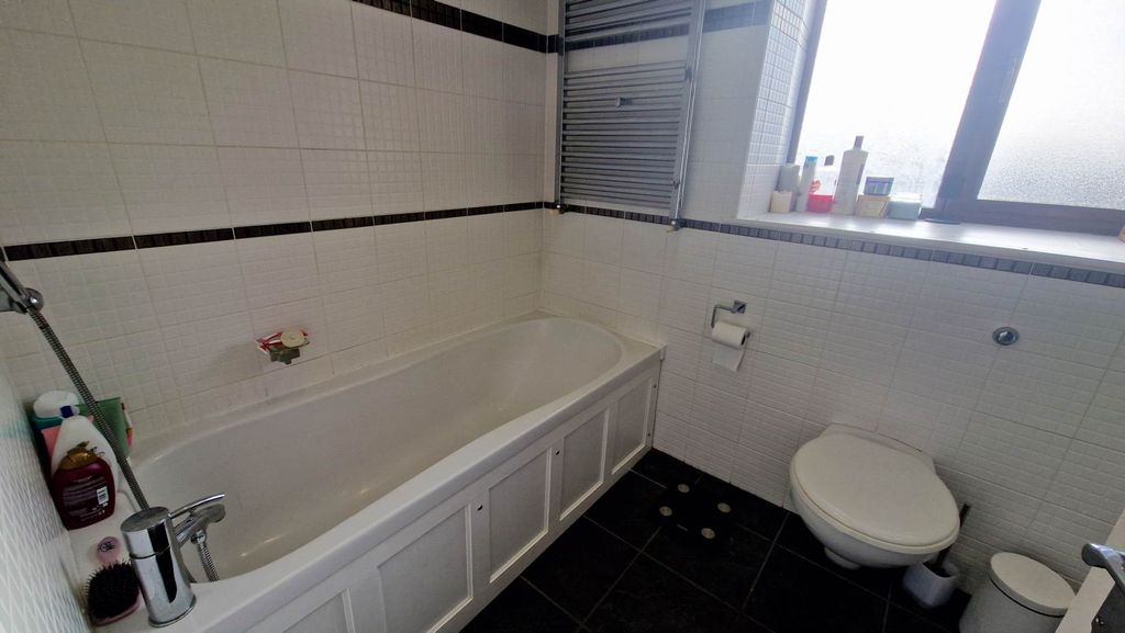 Additional image 17 of 2 bed detached house for saleHigh Street, Delabole PL33