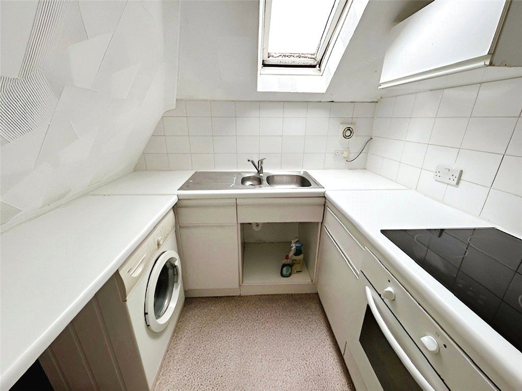 Property photo 2 of 8 Picture No. 19