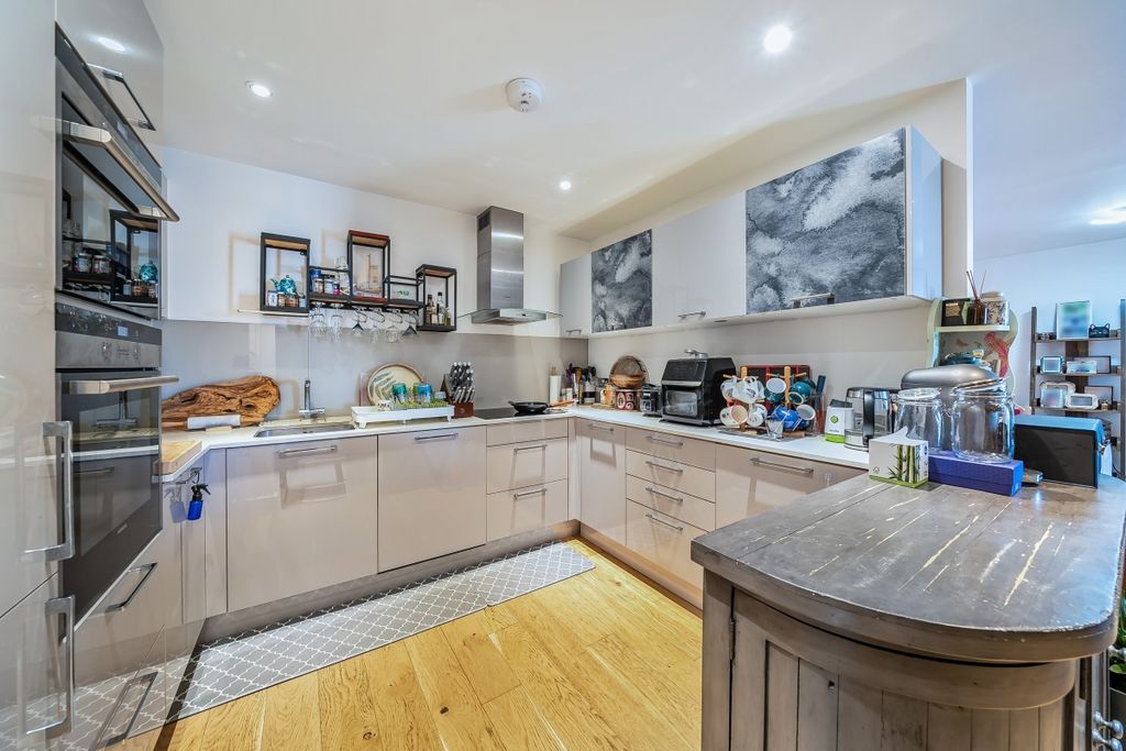 Property photo 2 of 7 1177607 (3)