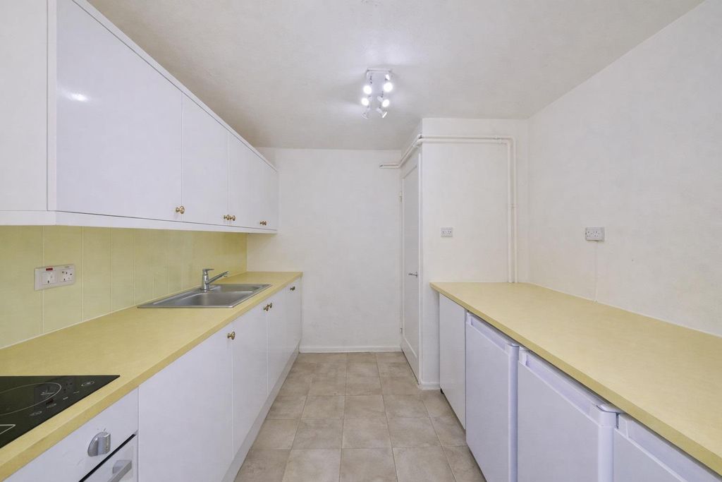 Property photo 2 of 5 B.Jpg