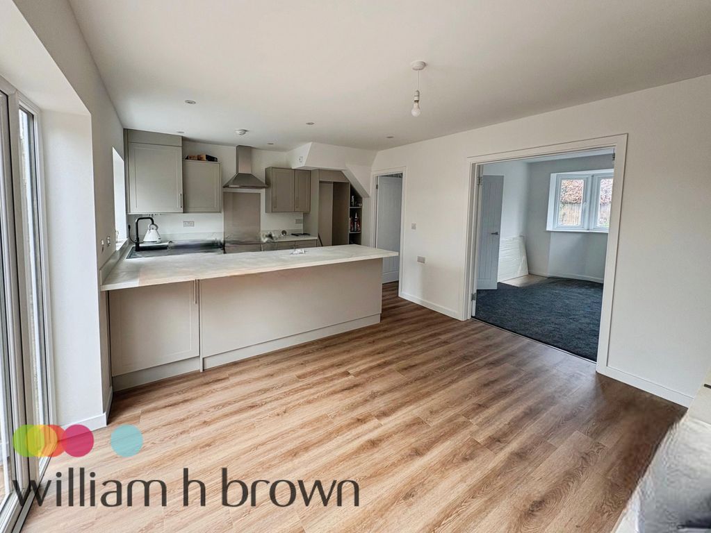 Property photo 3 of 11 View