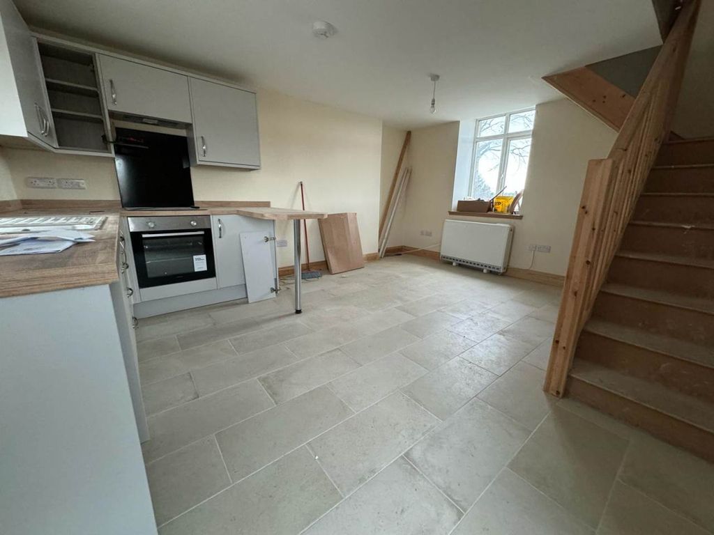 Property photo 3 of 6 Aee38E73-1c2c-4342-A078-65569d9A5d90