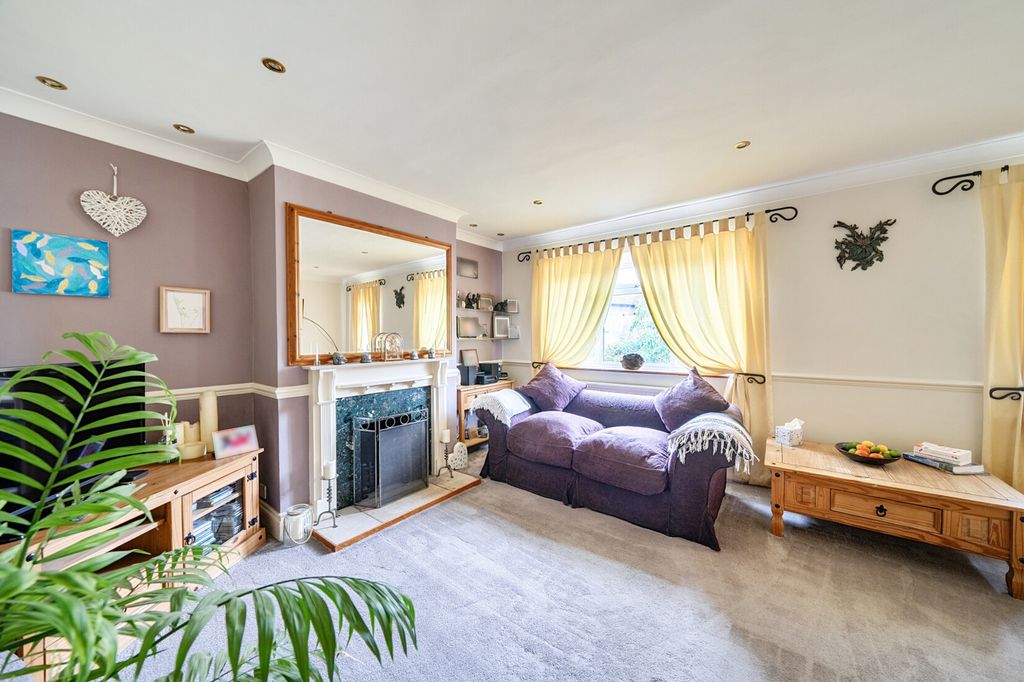 Property photo 3 of 19 Reception Room