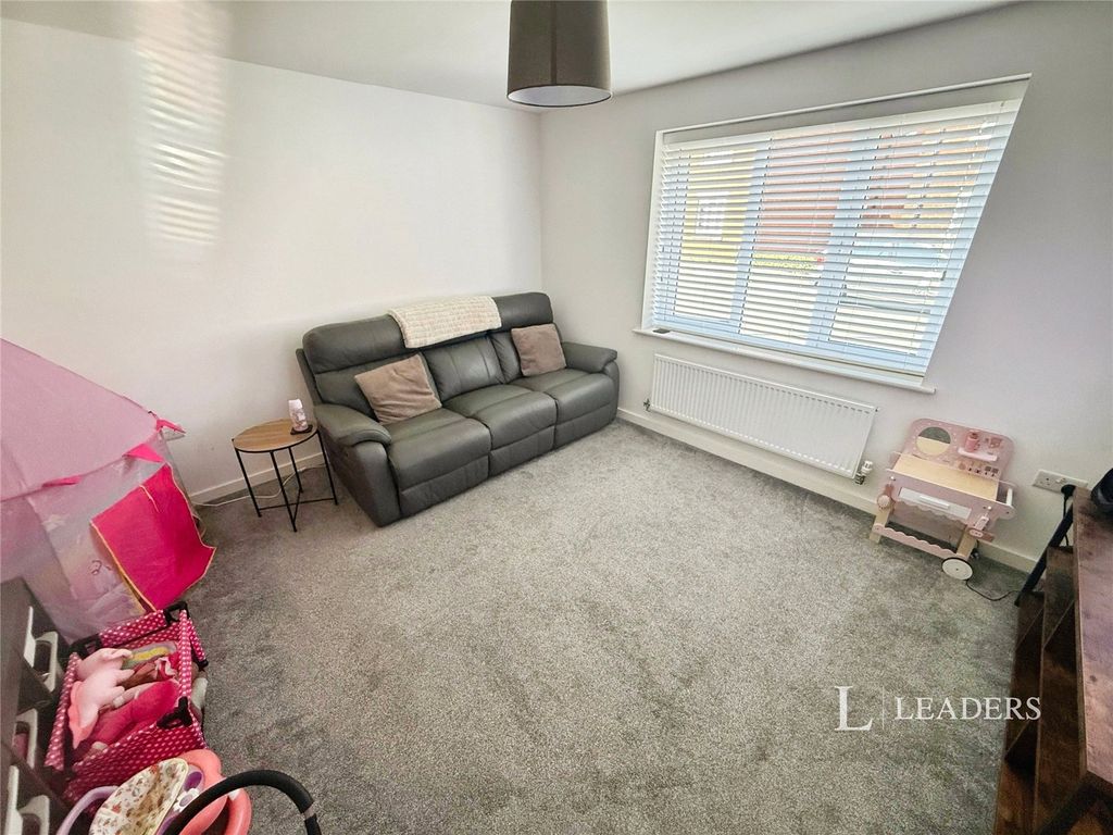 Property photo 2 of 14 2