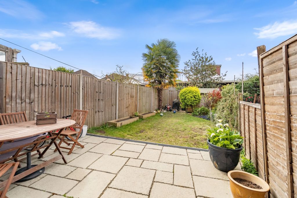 Property photo 3 of 13