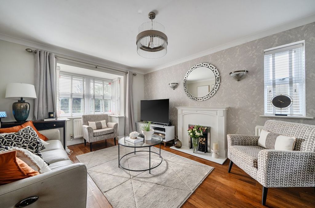 Property photo 3 of 13 1434222769c1c96Fb3E3F