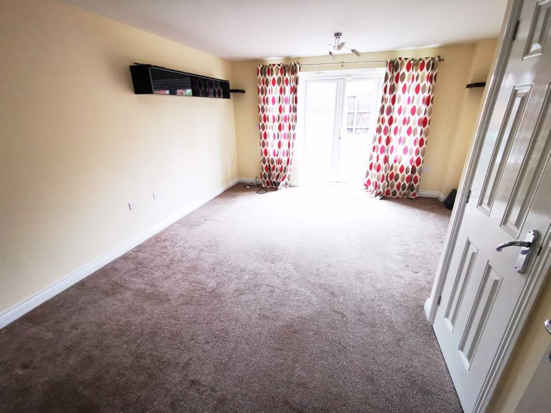 Property photo 2 of 21 Photo 13