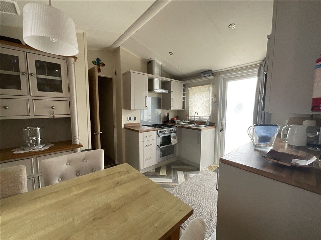 Property photo 3 of 13 Kitchen/Diner