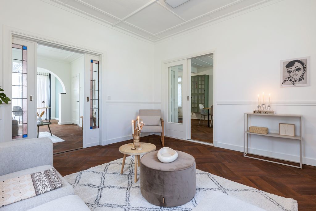 Property photo 2 of 41