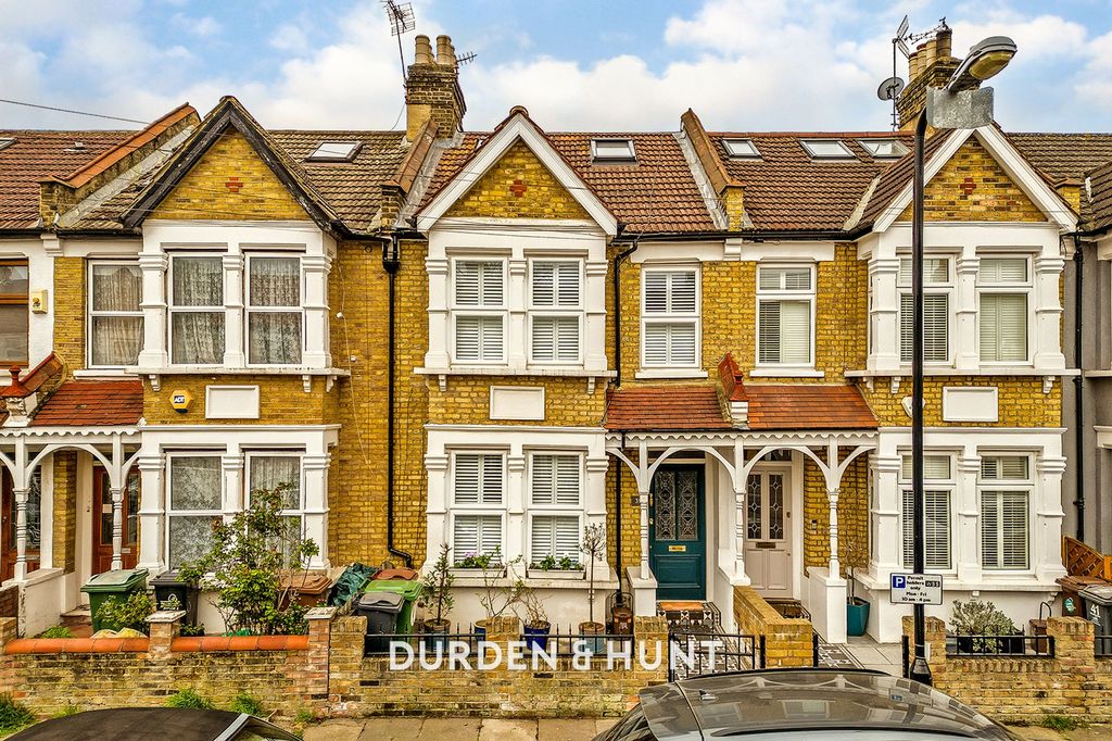 Property photo 1 of 37