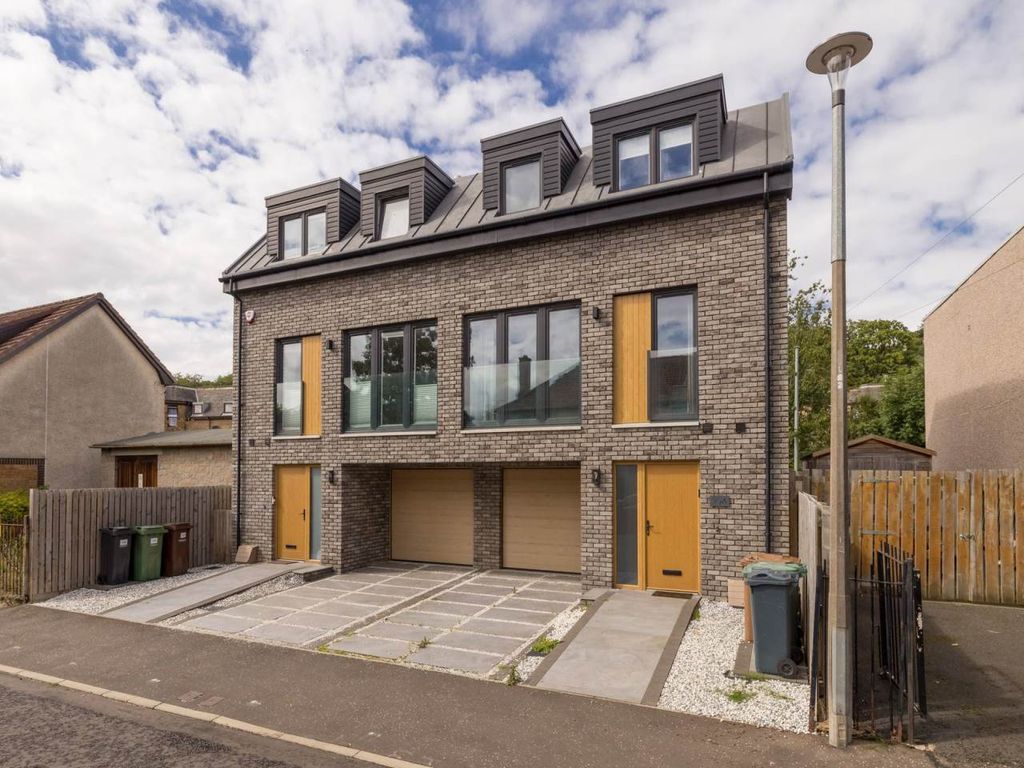 Property photo 1 of 20 80328_Saughtoncrescent_004