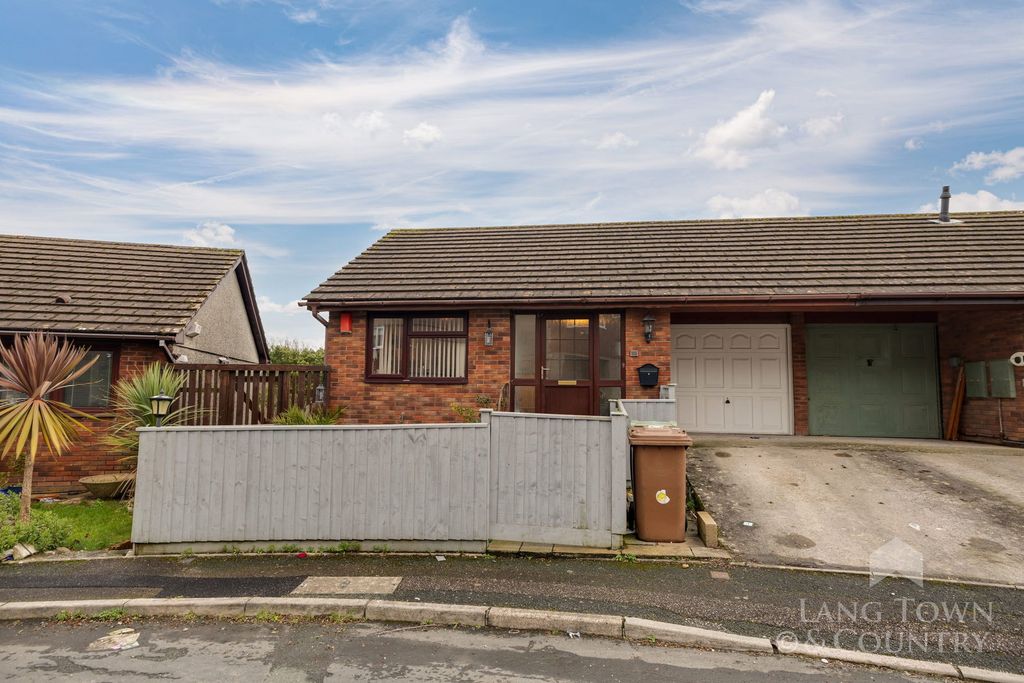 Property photo 1 of 21