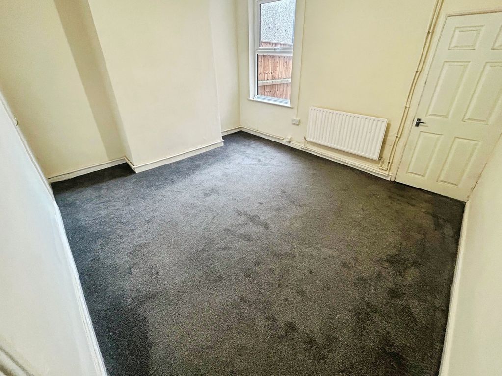 Property photo 3 of 9 Living Room 2