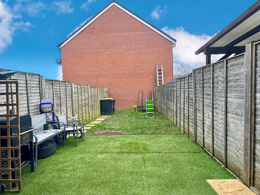 Property photo 3 of 7