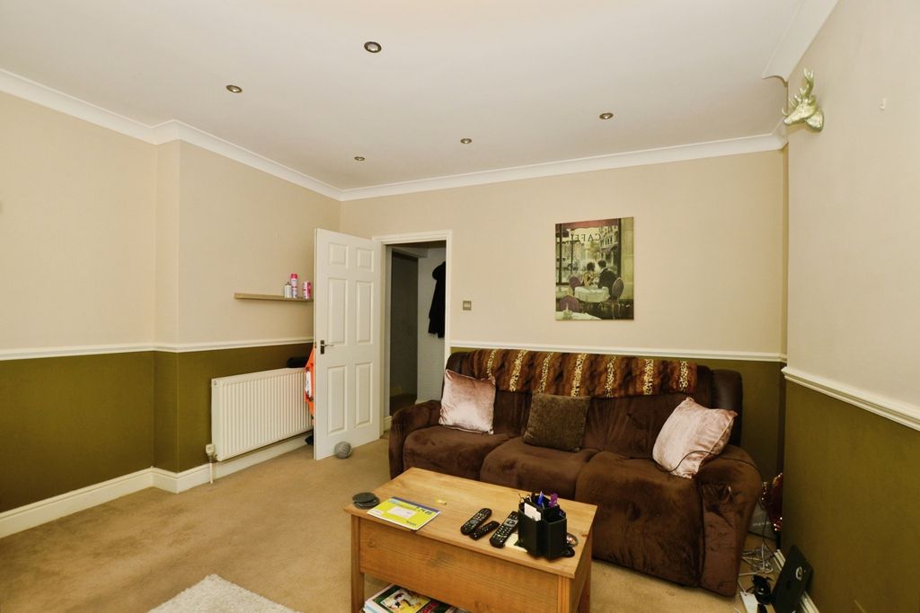 Property photo 3 of 15 Living Room