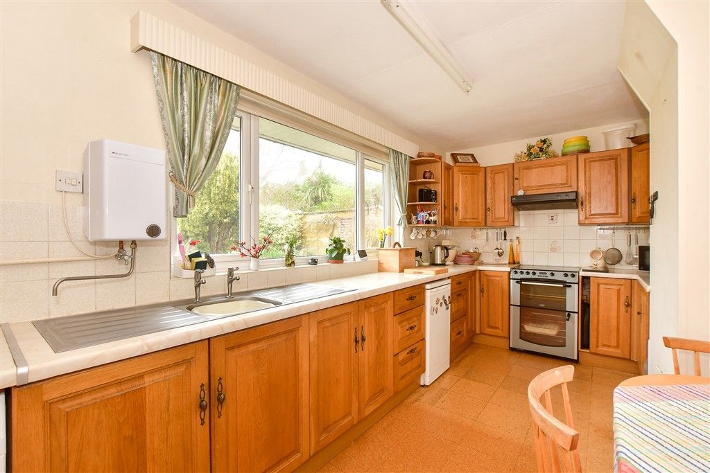Property photo 3 of 13 Kitchen/Dining Room