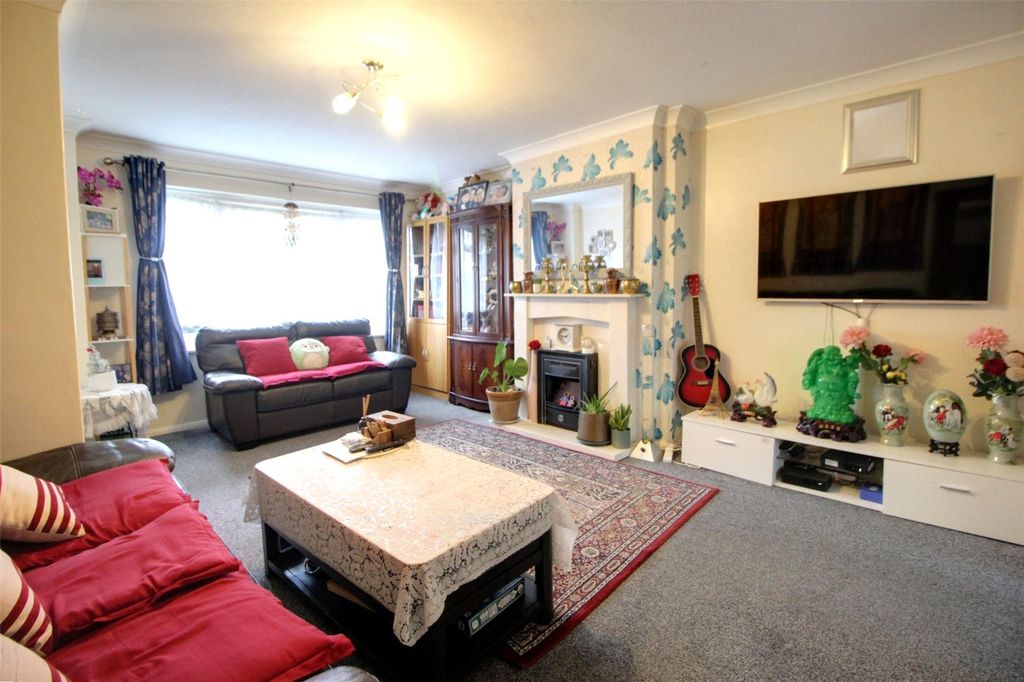 Property photo 2 of 13 Picture No. 20