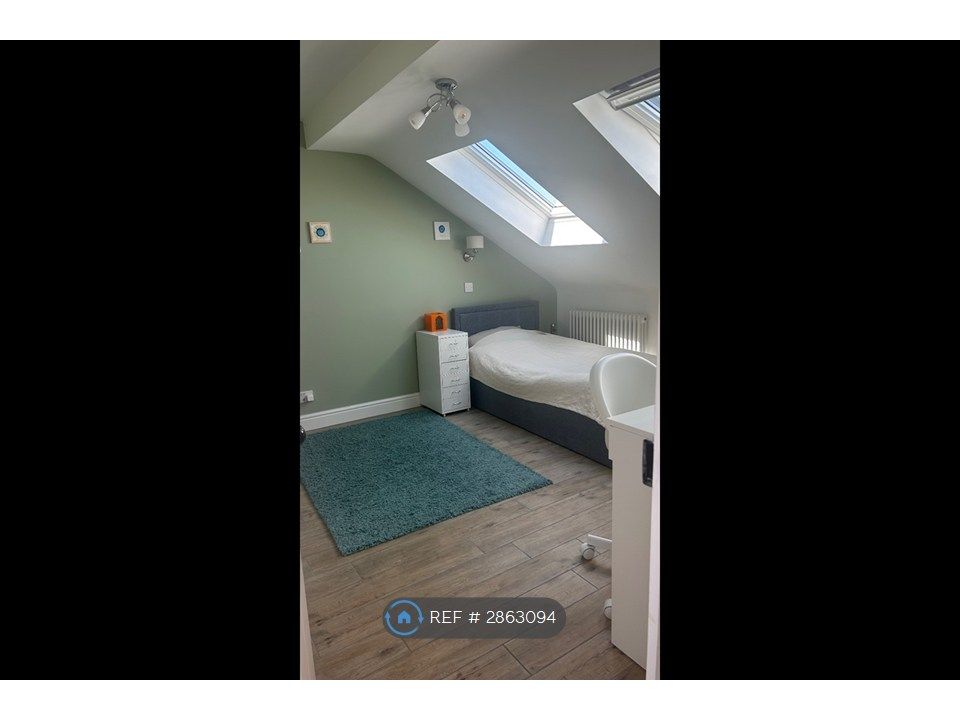 Property photo 3 of 6