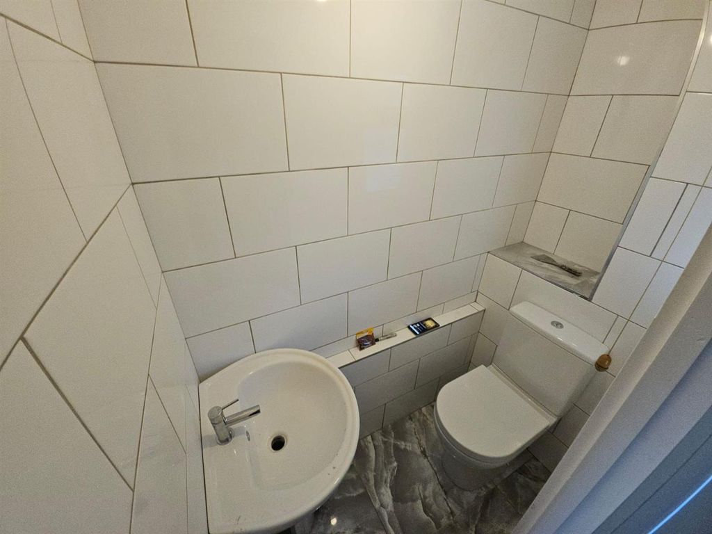 Property photo 3 of 7 Whatsapp Image 2024-09-27 At 7.02.10 Am.Jpeg