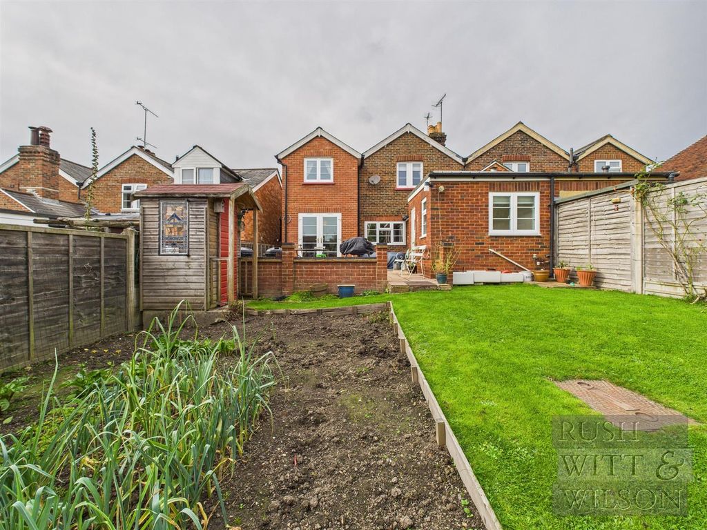 Property photo 3 of 27