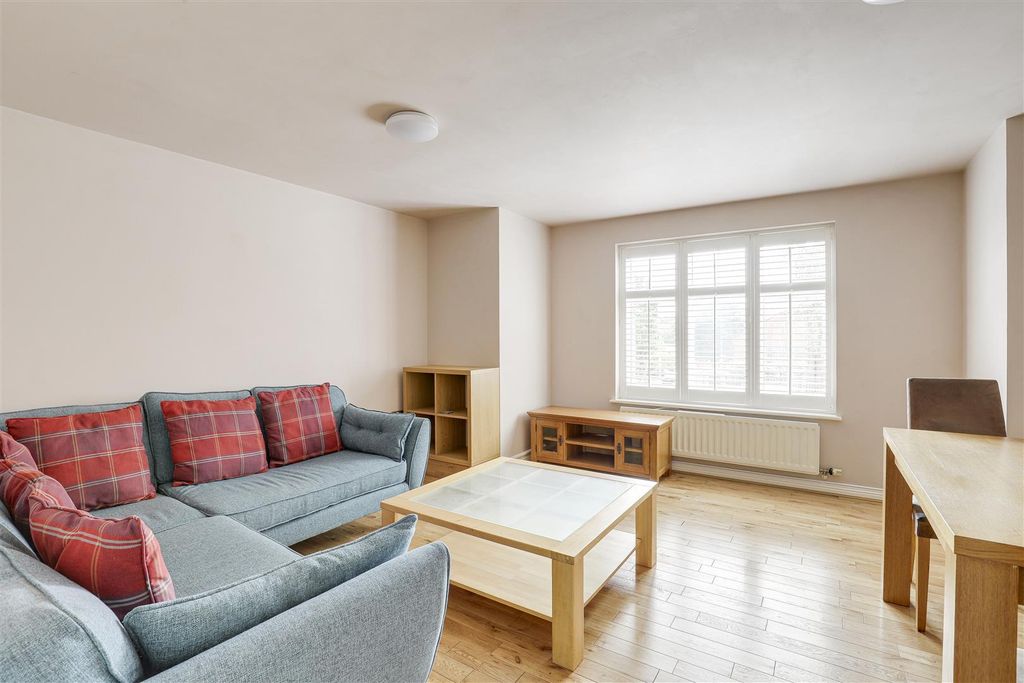 Property photo 2 of 13 1771.Jpg