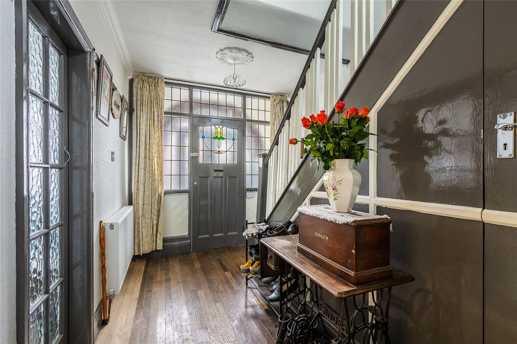 Property photo 2 of 19 Picture No. 06