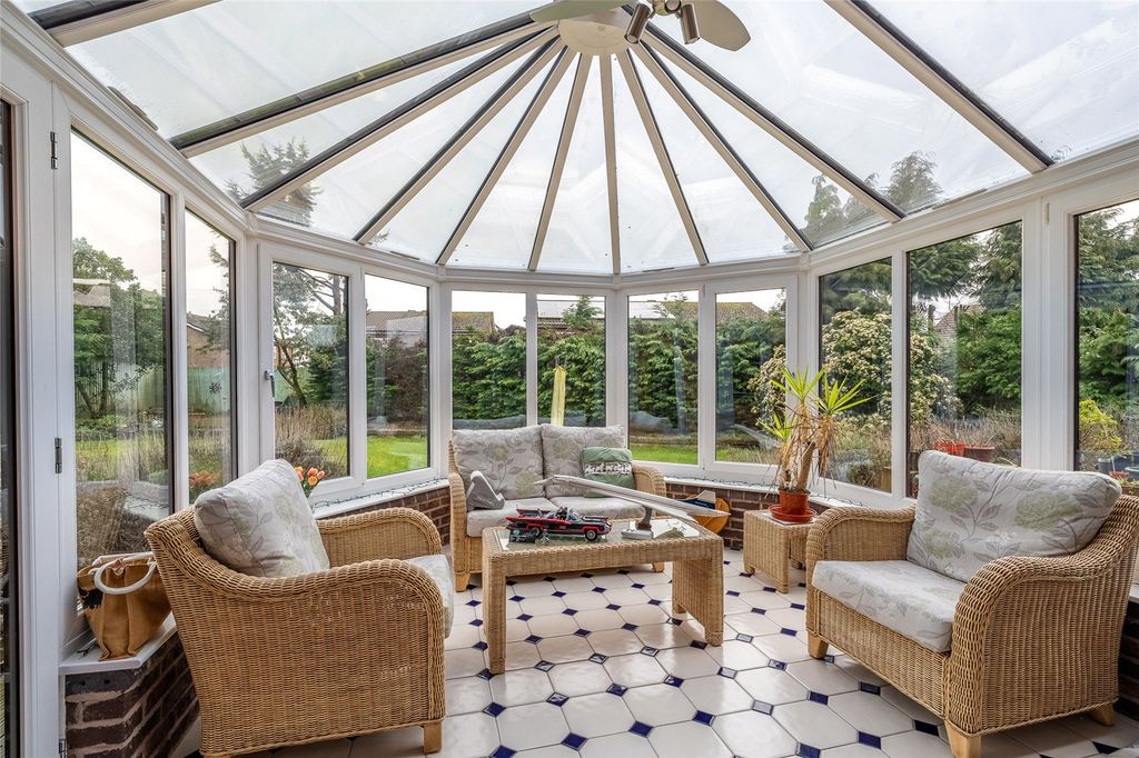 Property photo 3 of 54 Picture No. 44