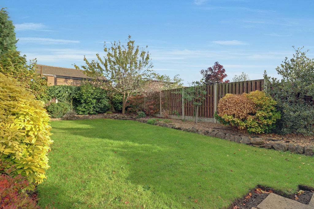 Property photo 2 of 19 2- Rob Hammond Ewemove Pontefract