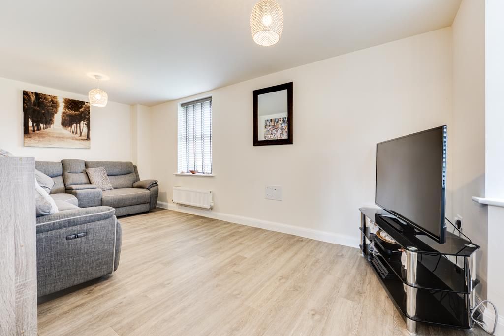 Property photo 3 of 33 35 Belton Road, Barton Seagrave-22.Jpg