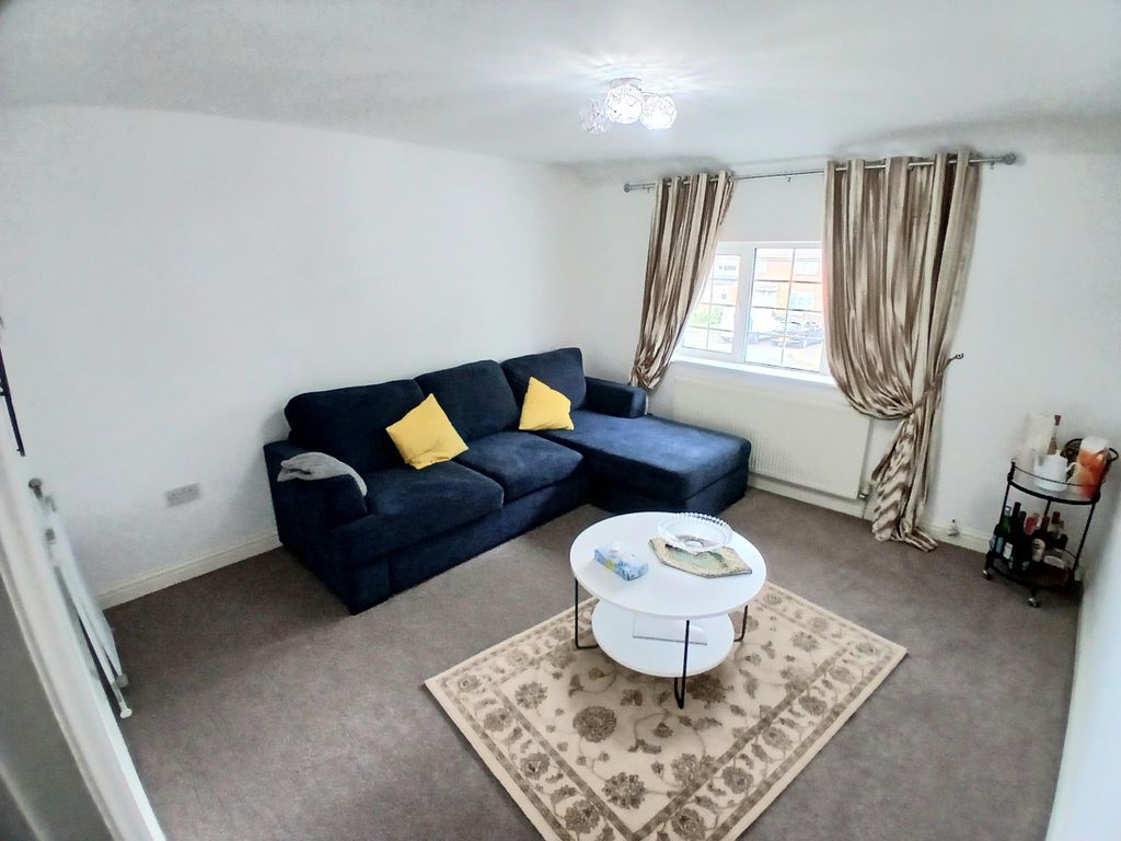 Property photo 3 of 10 Image