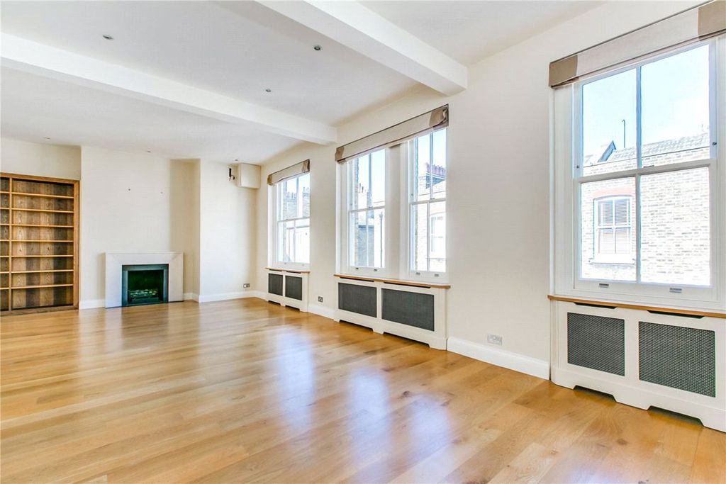 Property photo 2 of 7
