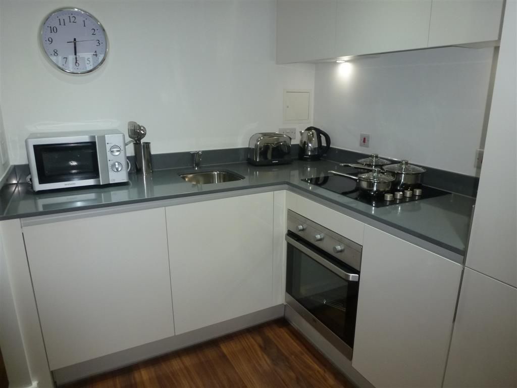 Property photo 1 of 10 Kitchen