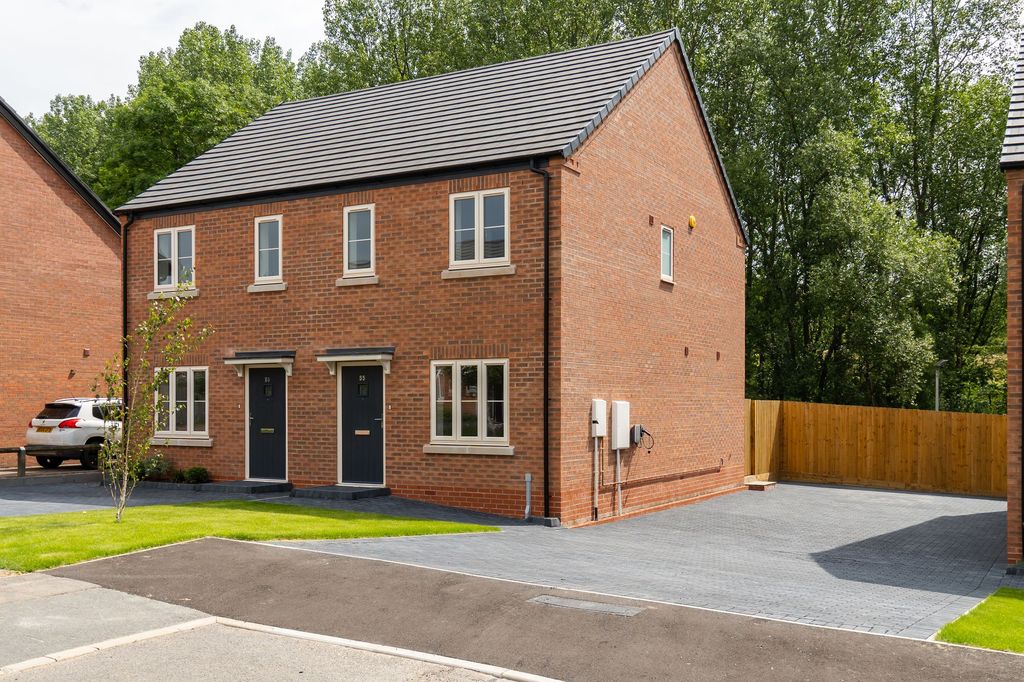 Property photo 1 of 34