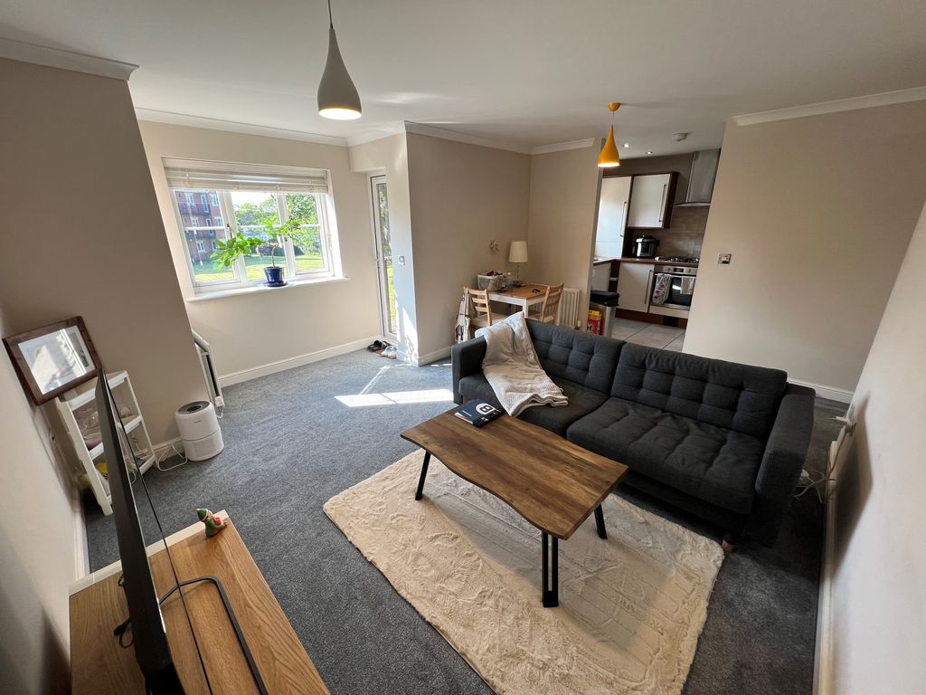 Property photo 3 of 9